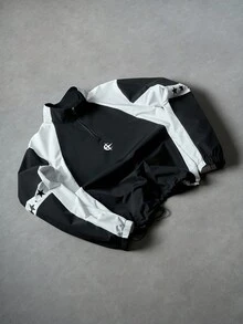 Manfinity Campus Court 男士休闲立领长袖夹克，防风/户外，撞色设计半拉链立领夹克，字母图案，可调节抽绳下摆，适合日常穿着、户外活动、运动、休闲、上学、聚会、音乐节、秋季、朋克风等场合。 - 黑色 - 查看 3