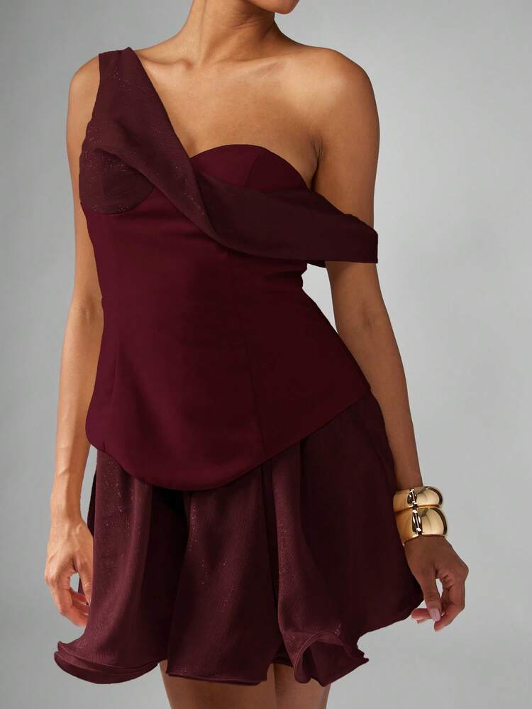MISSGUIDED Abito mini con un solo spallino, corpetto a bustier e balza sul fondo, per occasioni serali e feste, con corpino aderente e gonna a balze, semi-formale, adatto per eventi e feste