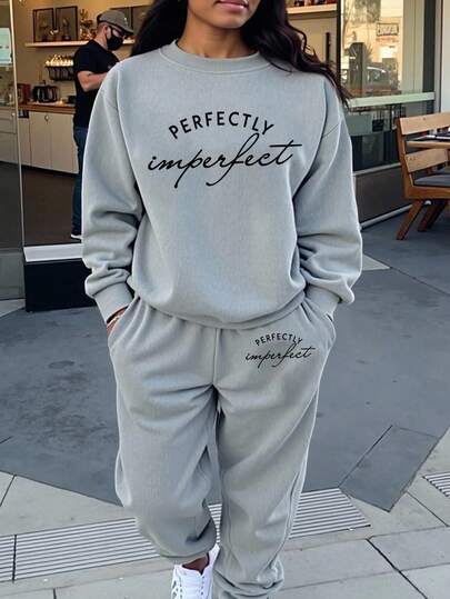 Calvaya Plus Size Casual Women's Sweatshirt And Jogging Set - Comfortable Thermal Lined, Crew Neck Graphic Print, Machine Washable - Perfect For Fall And Winter