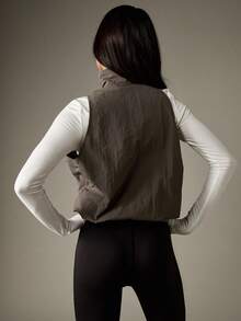 MISSGUIDED Utility Vest With Cargo Pockets Zip Front Sleeveless Jacket For Layering Fall Winter Outerwear