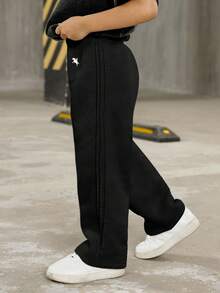 Boys Clothes 1-Pack Young Boys Casual College Comfortable Fashionable Simple Street Loose Version Practical And Versatile Pleated Sweatpants Trousers Comfortable And Thick Suitable For Daily Use Suitable For School Suitable For Travel Suitable For Sports Suitable For Spring, Summer, Autumn And Winter Seasons Suitable For School Start, Back To School Season, Opening Ceremony.