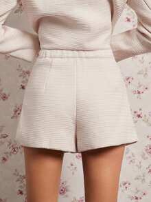Enchnt Fall/Winter Romantic Women's Elegant Apricot Textured Fabric Flap Detail Shorts,Sweet&Elegant&Fashionable For Vacation&Date&Holiday&Birthday&Party&Graduation&Wedding Guest&Office&Going Out,Back To School,Fall Shorts For Women,Autumn Clothes - Beige - View 5