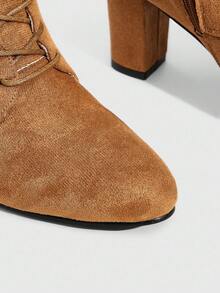 Daringsoles بوت الكاحل ذات الكعب السميك مع سحاب جانبي وأربطة للنساء، بوت الكاحل عصرية