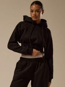 MUSERA ESSENTIALS 短款束腰宽松连帽卫衣，返校休闲日常基础款卫衣 - 黑色 - 查看 1