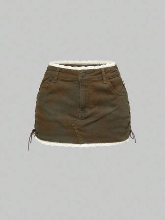 ROMWE Avant Vintage rustikaler Mädchen-Denim Rock mit Spitzeneinsätzen, ausgewaschener Optik und Bindedetail, personalisierter Denim Rock mit niedriger Taille für Frauen