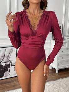 EMERY ROSE Body de mujer de unicolor con contraste de encaje, cuello en V, manga larga y drapeado sexy