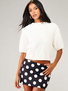 MISSGUIDED Cropped Knit Sweater Short Sleeve Round Neck Ribbed Hem Casual Lightweight Summer Spring Modern Basic Essential Top White Minimalist Versatile - White - View 1