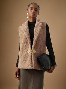 Vesra Women's Elegant Sleeveless Jacket With Lamb Fur Collar And Button Closure - Khaki - View 3
