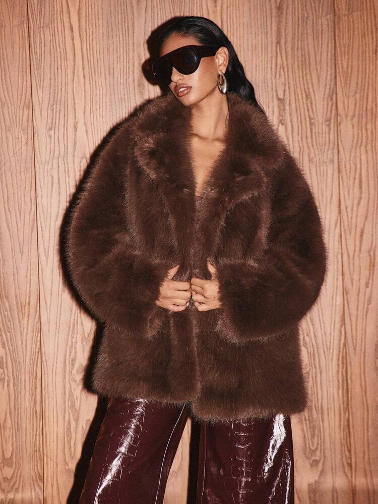 KIZN Plush Faux Fur Coat With Oversized Collar And Long Sleeves