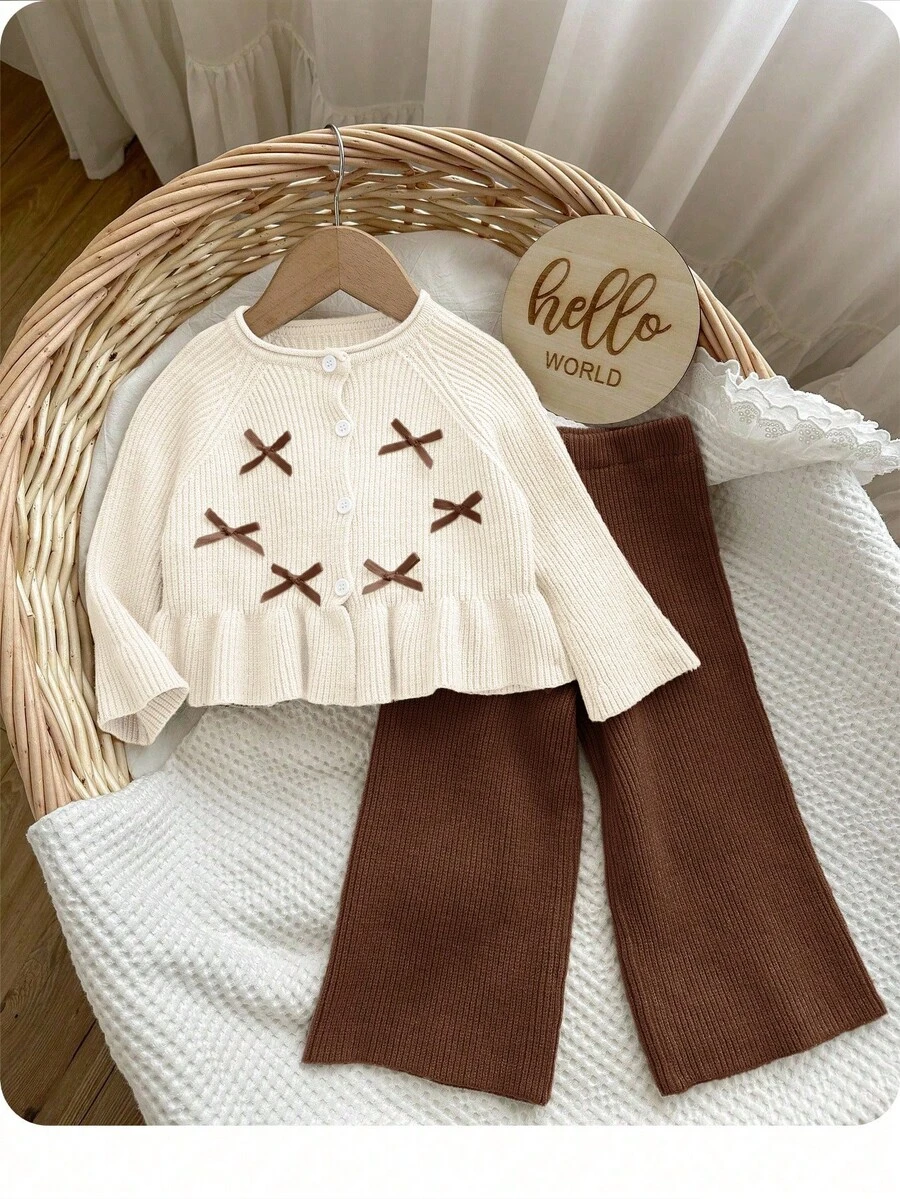 SHEIN Baby Girl Round Neck Flare Sleeve Buttoned Front Ruffle Trim Bow Decor Knit Sweater Set Autumn Winter Clothes For Women