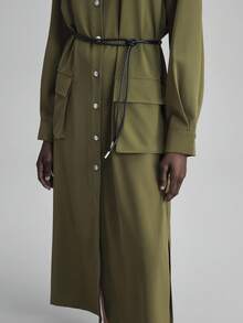 Ontre Urban Chic Style, Minimalist Comfort, Olive Green, Women's Long Dress, Flared Skirt, Stand Collar, Waist Cinched, Patch Pockets, Casual Dress, Relaxed Fit, Autumn Wear, Back To School, Business Casual, Commuter Outfit, 2025 New Arrival Modern Urban Casual Fashion Business Casual Women's Office Wear Low-Key Old Money Style Effortless Temperament High-End Urban Commuting High-Quality Airport Women's Wear High-End Material