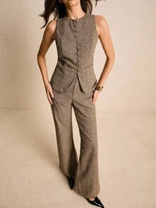 Poéselle 棕色复古千鸟格套装，女士千鸟格单排扣马甲和长裤休闲通勤两件套，马甲长裤套装，棕色长裤套装，正式长裤套装，千鸟格长裤套装，无袖上衣和长裤，千鸟格套装，阔腿裤套装，女士马甲套装，修身套装，简约职业装，秋季办公室时尚。冬季粗花呢两件套，无袖两件套，棕色粗花呢套装，女士粗花呢套装，褶裥粗花呢套装，女士休闲两件套。 - 棕色 - 查看 5