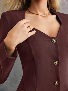 Poéselle 2件套女士鸡心领前扣长袖夹克和短裤套装 - 咖啡棕 - 查看 3