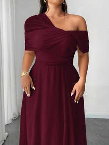 SHEIN PETITE CURVE Đầm voan lệch vai xẻ tà thanh lịch, lãng mạn dành cho nữ cỡ lớn, thích hợp dự đám cưới, tiệc tùng, năm mới, các dịp trang trọng, màu đỏ rượu vang. - Màu Đỏ Sâu - Xem 4