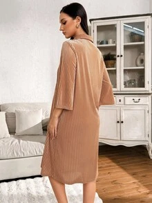 Moonlight&Mama 女式天鹅绒长字母刺绣领开衫长袖孕妇睡袍，秋冬 - 卡其色 - 查看 2