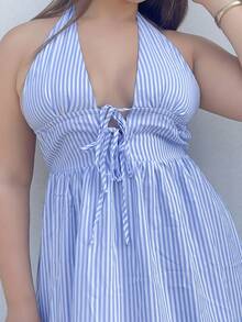 Nezia Cruz 夏季新款女士V领条纹A字连衣裙 - 藍白色 - 查看 5