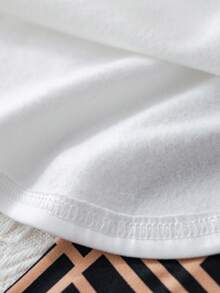 SHEIN Baby Mädchen süßes lässiges Set aus Langarm T-Shirt mit Cartoon Muster und karierter Hose