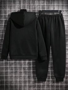SHEIN 两件套男童休闲日常舒适保暖连帽卫衣和宽松运动裤套装，适合学校、花园、海滩、生日、春、夏、秋、冬等各种场合。连帽卫衣和运动裤套装，男童运动服套装，男童连帽卫衣和运动裤两件套，青少年连帽卫衣套装 - 黑色 - 查看 2