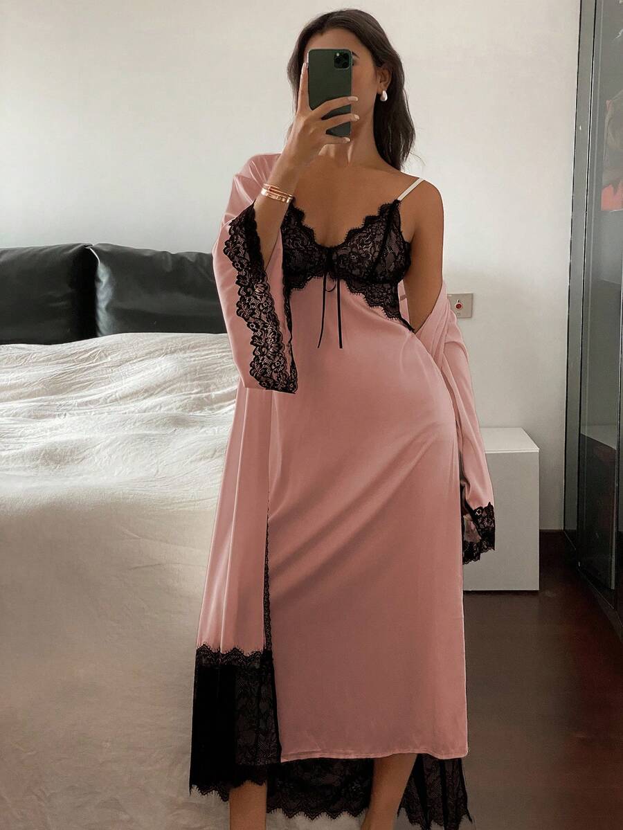 DAZY Conjunto de pijama para mujer: Bata con cinturón de encaje de color contrastante y camisón de dormir de otoño e invierno - Rosa vieja - Ver 1