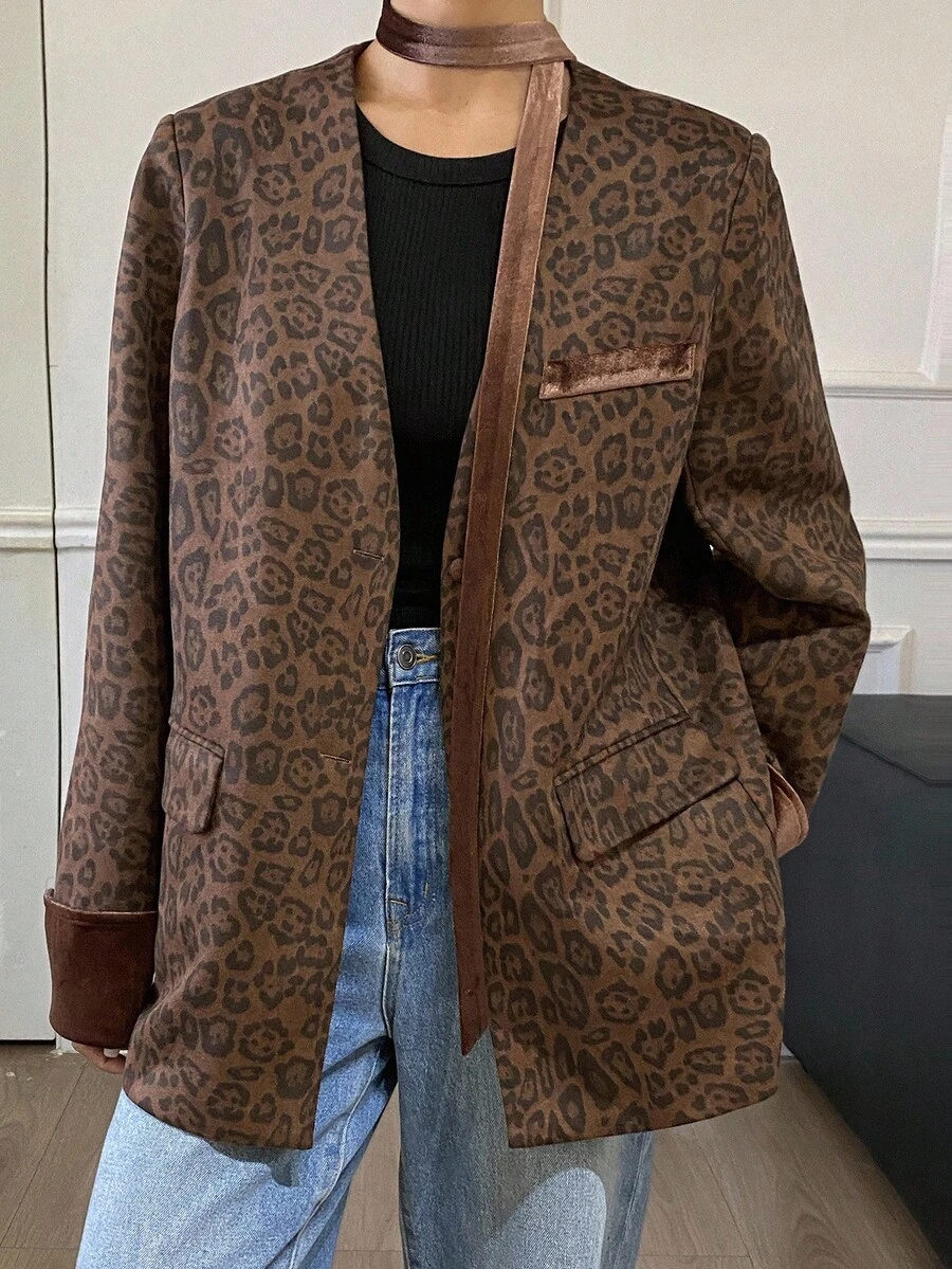 Livesso Blazer holgado de terciopelo con estampado de leopardo para mujer, atuendo de negocios de otoño - Café integral - Ver 1
