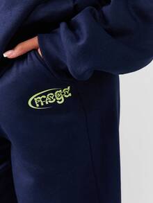 Missguided x Playboy 宽腿慢跑裤，复古标志印花，松紧腰，舒适羊毛家居服，秋冬 Y2K 美学复古风格休闲街头服饰 - 藏蓝色 - 查看 5