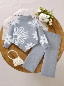 SHEIN 2 件女婴休闲可爱黄色花卉图案针织高领毛衣 + 阔腿针织裤套装，柔软舒适，适合日常、外出、旅行、度假、居家、日托和女婴玩耍 - 灰色 - 查看 3