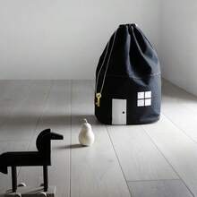 Joivida 1 Stück kleine Haus-förmige Kordelzug Aufbewahrungstasche, schwarz und weiß, aus reiner Baumwollcanvas gefertigt, geeignet für Spielzeug Dekoration und Aufbewahrung