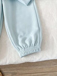 SHEIN 3pcs Baby Girl Infant Toddler Newborn 0-3 Years Old Autumn/Winter Fashion Versatile Outfits Set: Detachable Shawl + Long Sleeve Crew Neck Sweatshirt + Pants - Baby Blue - View 6