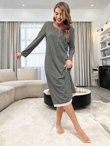 尔蕾丝边饰四分之一纽扣睡衣连衣裙，宽松，秋冬款 - 深灰色 - 查看 4