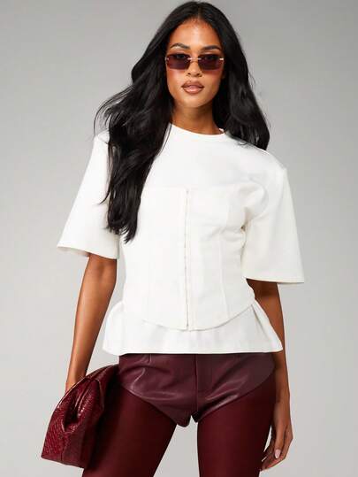 MISSGUIDED Blusa elegante de noche con diseño de corset estructurado y hombros acolchados, mangas acampanadas con volantes, bajo con peplum, diseño de bustier, moderna y contemporánea