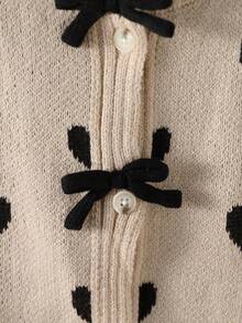 Sparklyn Mädchen Herbst/Winter Mode Herz & Schleife Strickpullover Jacke + schwarzer Minirock 2 Stücke Set kleine Tween Mädchen Strickjacken Tween Mädchen Kleid mit Strickjacke Pullover Kinder Pullover für Tween Mädchen Knopf Tween Mädchen Kleidung Herbst und Winter Kleidung Tween Mädchen Kleid Winter Tween Mädchen Kleidung Herbst und Winter Tween Mädchen Frühling und Herbst Anzug Tween Mädchen Herbst und Winter Kleidung Tween Mädchen Pullover Sets Tween Mädchen Strick Set Tween Mädchen Tween passendes Set Strick Tween Mädchen Frühling und Herbst Anzug Outfit Set Kinder Kinder Kleidung Sets Tween Mädchen Coord Sets Teenager Röcke Sets Demin Tween Mädchen Kleidung Rock Set Rock Set für Kinder elegante Set für Tween Mädchen Rock Tween Mädchen Pullover Rock Set