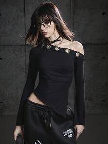 Bloopia 复古朋克摇滚性感叛逆时尚个性百搭女式秋冬万圣节新款金属环不对称肩领腰部不对称下摆开衩修身喇叭袖衬衫 - 黑色 - 查看 6