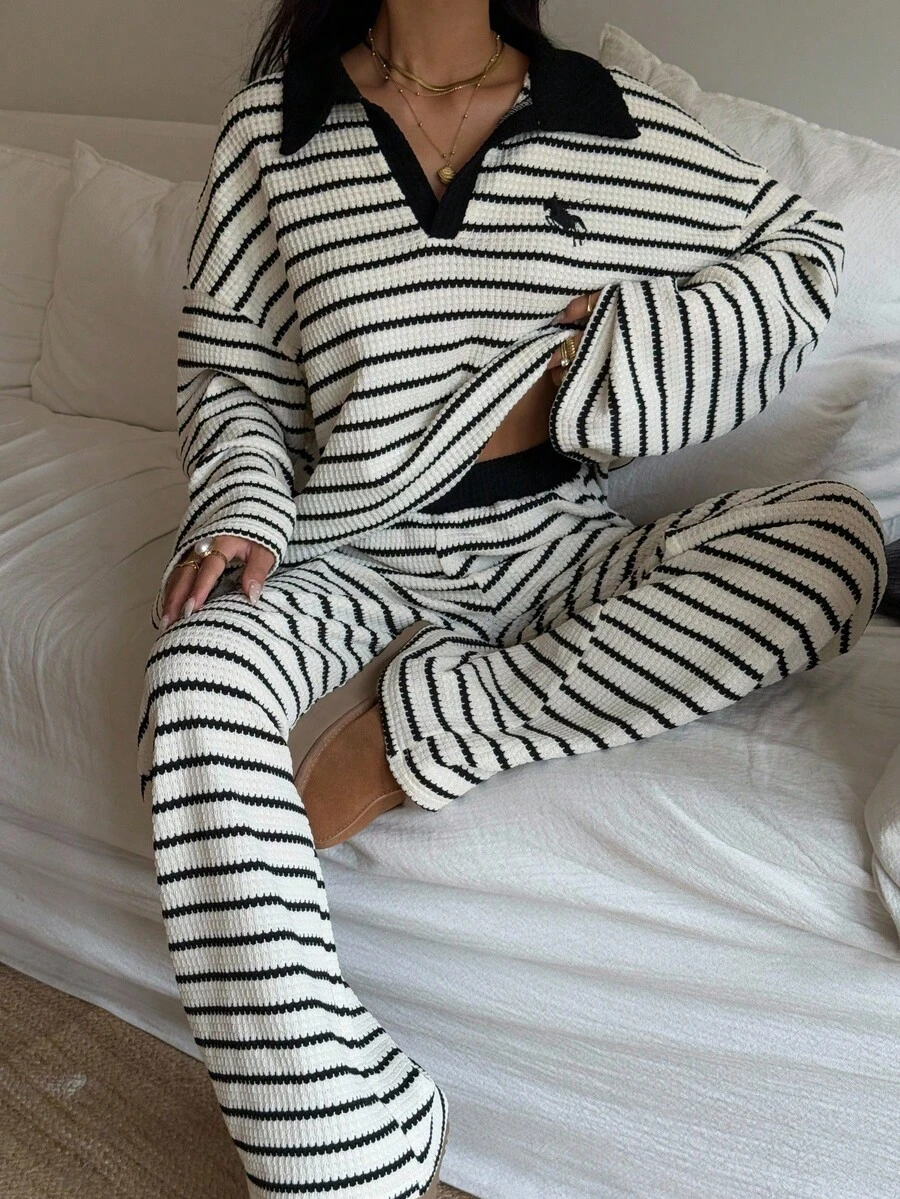 Siren Gaze 女款提花騎士圖案黑白條紋長袖上衣與長褲2件式居家套裝,舒適秋季休閒日常睡衣套裝,秋季 - 彩色 - 查看 1