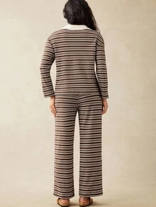 Boho Mama 2 件孕妇条纹 Polo 领长袖 T 恤和可调节腰围休闲裤 - 彩色 - 查看 3