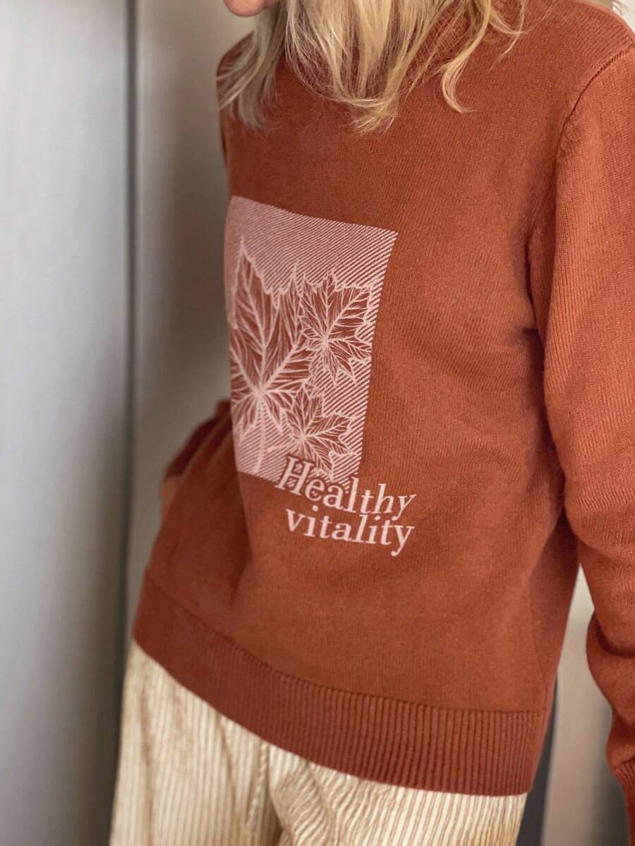 Vivie Lora 女式活页字母图案圆领长袖毛衣 - 棕色 - 查看 1