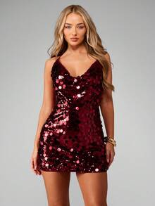 MISSGUIDED 亮片吊带迷你连衣裙，露背设计，适合派对、晚宴、夜店、节日、新年夜、婚礼等场合，闪亮紧身，正式场合穿着。 - 酒紅色 - 查看 1