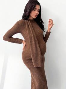 MaterniWear Vestido casual ajustado de manga larga con diseño de cuello asimétrico y unicolor para maternidad - Marrón Mocha - Ver 6