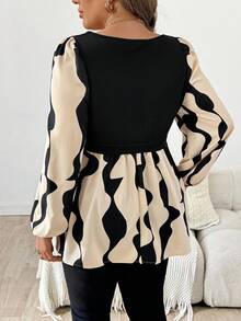SHEIN Maternity Plus Size Geometric Print Square Neck Lantern Sleeve Casual Top