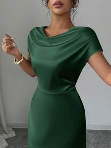 Rafferiza 女士优雅约会/通勤高领系带缎面短袖连衣裙 - 墨綠色 - 查看 3