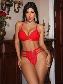 Seduluxe 2pcs/Set Sexy Alluring Heart Lace Comfortable Women's Lingerie Set, Christmas - Red - View 4