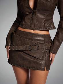 SHEIN BAE PU皮革休闲百搭短款修身女裙，水洗PU裙，时尚腰带细节，音乐节裙，棕色皮裙，万圣节服装 - 卡其色 - 查看 3