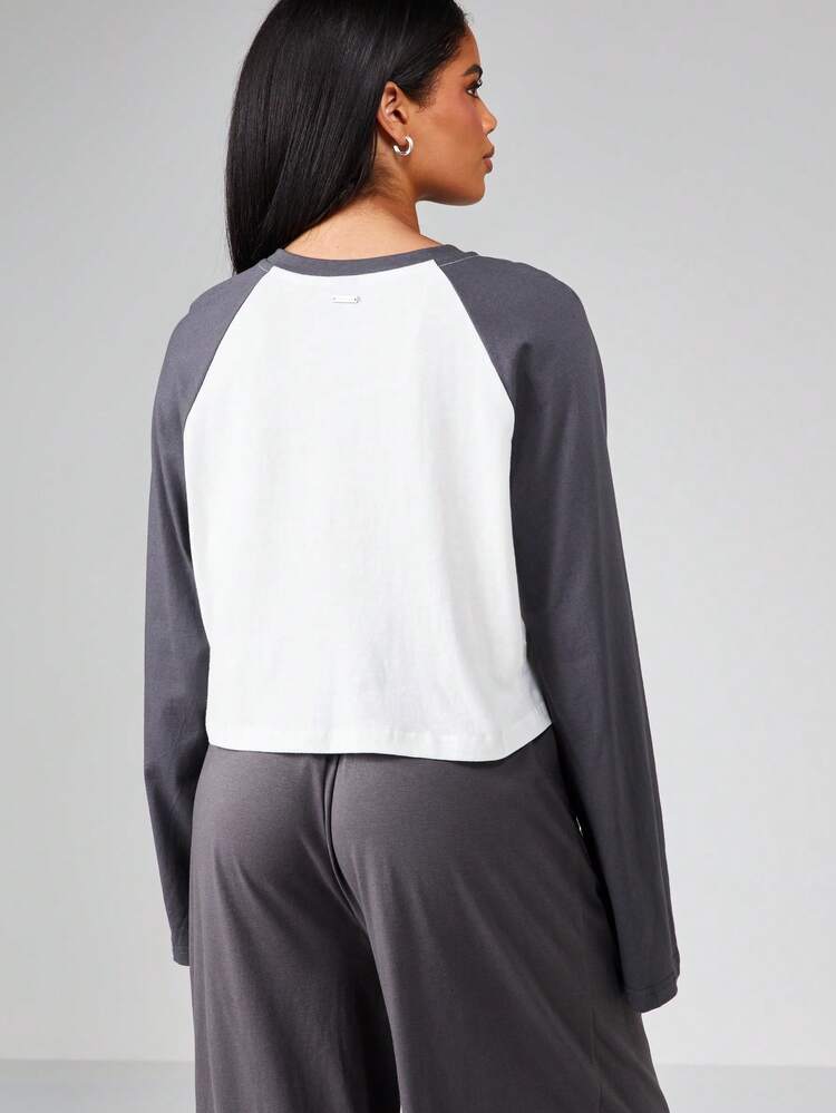 Missguided x Playboy Women Raglan Long Sleeve Crop Top Embossed Design Fall Winter Fashion Two Tone Cotton Blend Casual Basic Loungewear Essential