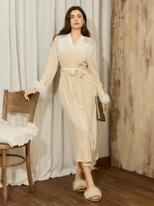 SHEIN 女式秋冬蕾丝拼布天鹅绒仿皮草长袖系腰长袍 - 杏色 - 查看 4