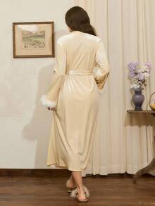 SHEIN 女式秋冬蕾丝拼布天鹅绒仿皮草长袖系腰长袍 - 杏色 - 查看 3