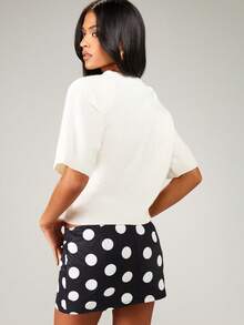 MISSGUIDED Cropped Knit Sweater Short Sleeve Round Neck Ribbed Hem Casual Lightweight Summer Spring Modern Basic Essential Top White Minimalist Versatile - White - View 2