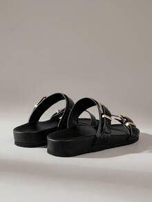 Solecia Dép đế bằng màu đen giản dị có khóa vuông bằng kim loại, lý tưởng cho kỳ nghỉ - màu đen - Xem 6