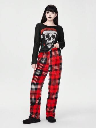 Goth Conjunto de pijama casual y esponjoso de pantalón y top de manga larga con estampado navideño de calavera oscura, ropa de invierno cálida