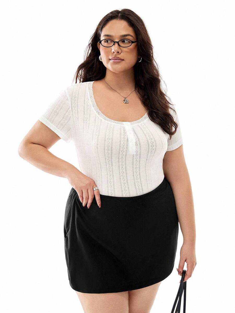 SHEIN EZwear 大尺碼白色蕾絲裝飾針織提花短袖t恤 - 白色 - 查看 1