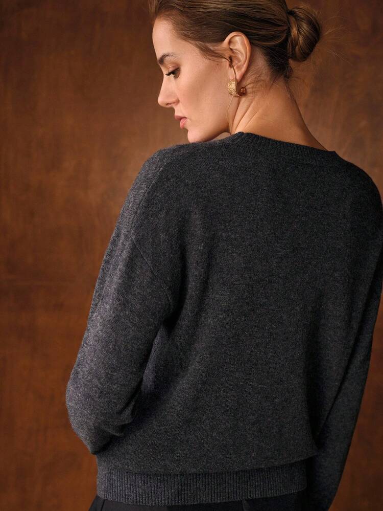 100% WOOL CREW NECK SWEATER