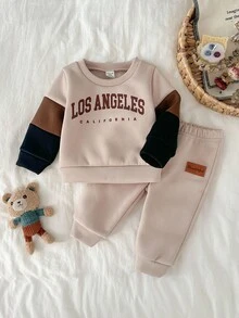 SHEIN Boys' Casual Color Block Letter Print Sweatshirt Set, Beige Brown Black Contrast Long Sleeve Top + Jogger Pants, Autumn/Winter